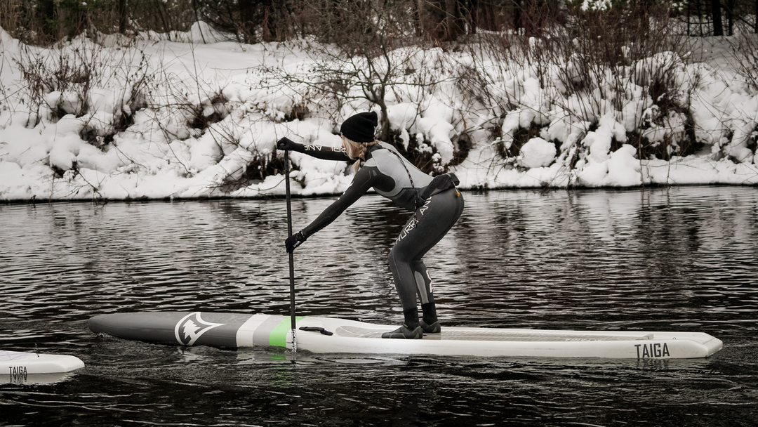 Faire connaissance avec la magie hivernale en SUP