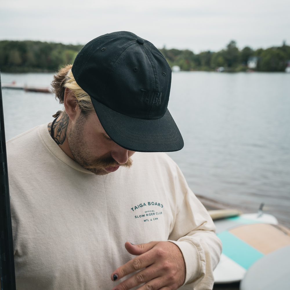 DAD HAT TAIGA on a sail boat - Black