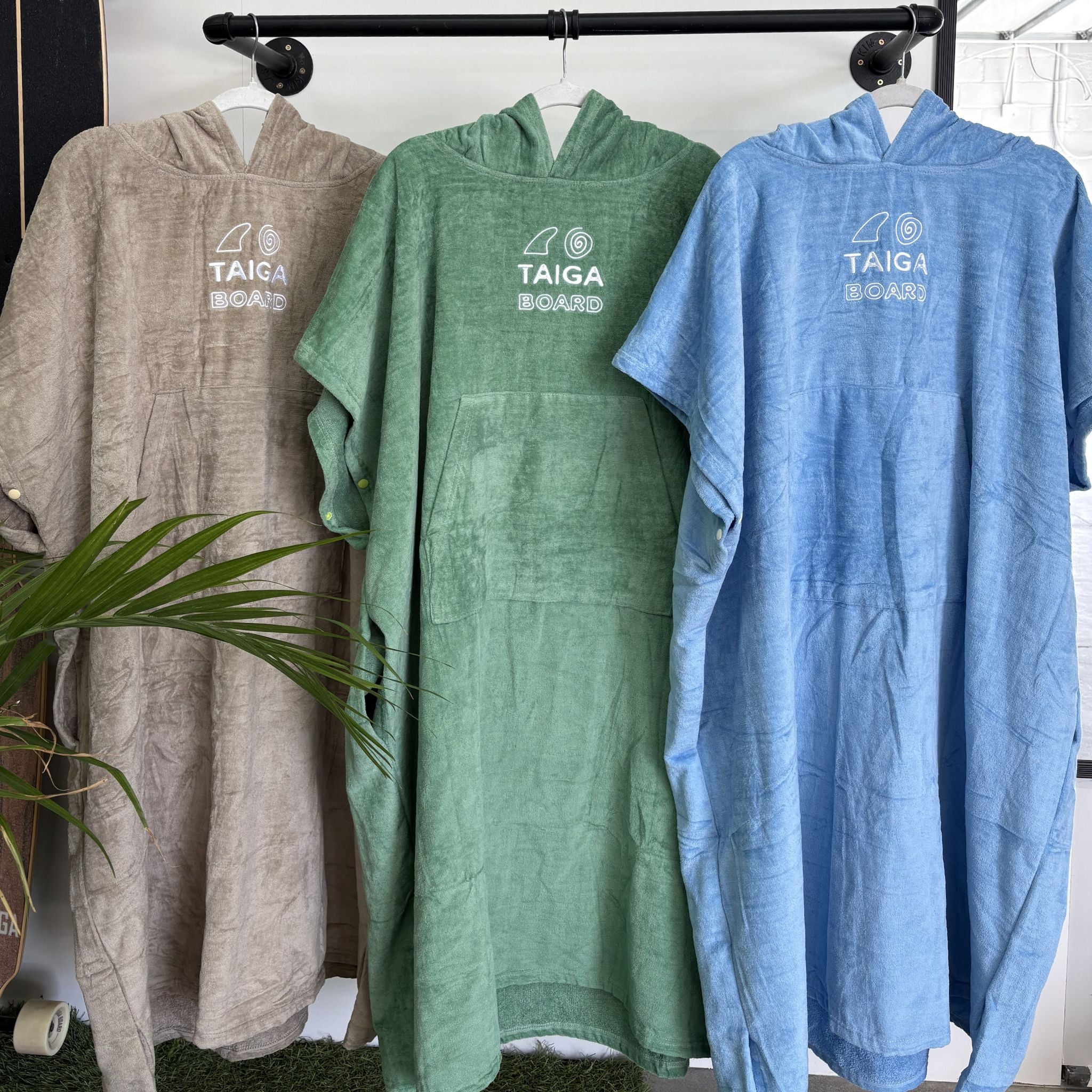 SURF PONCHO - CHANGING TOWEL – TAIGA BOARD