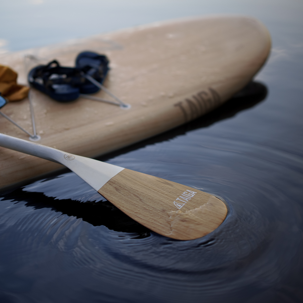 Performance Root Collection Paddle by TAIGA on a lake