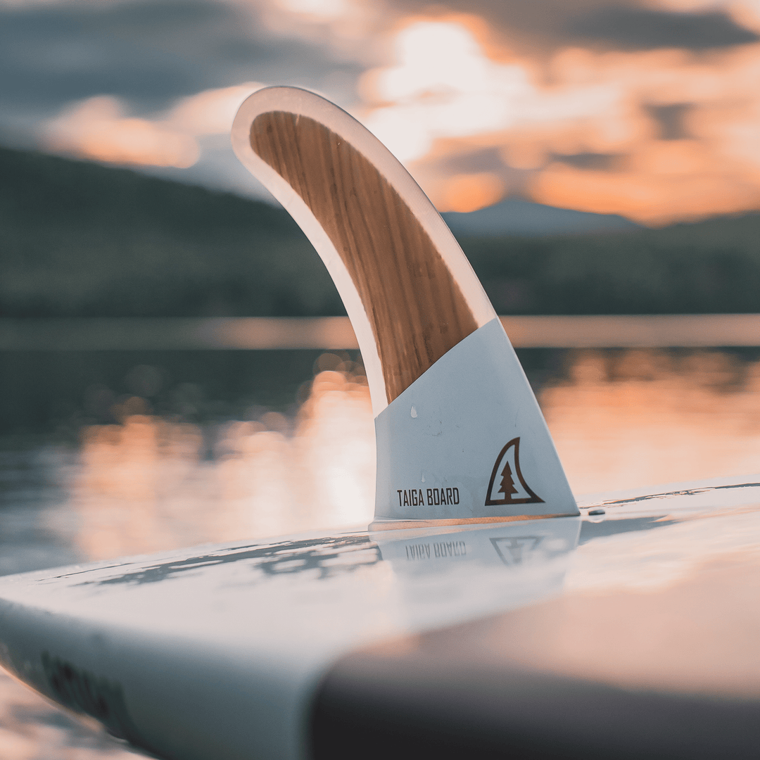 CENTRAL FIN - FIBERGLASS DOLPHIN 9.0" WOOD - Taiga Board